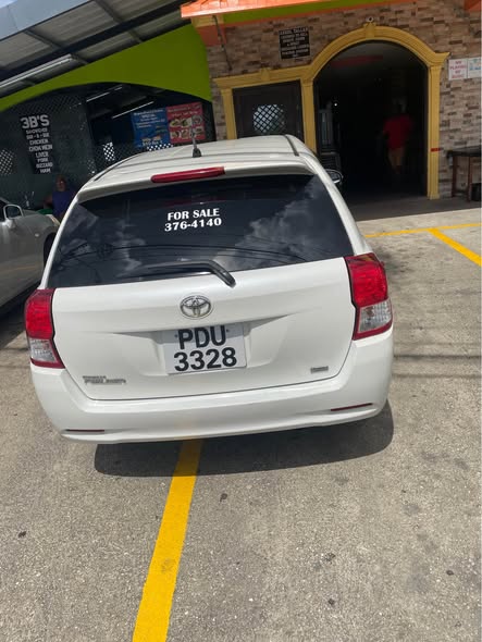 toyota fielder