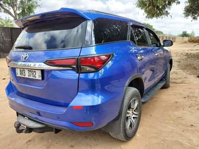 used toyota fortuner