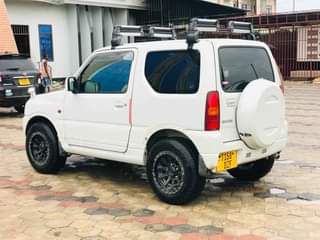 A picture of Suzuki Jimmy 0714058883