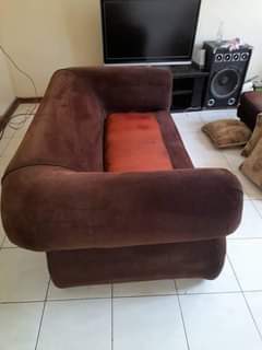 classifieds/furniture sofas