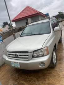 A picture of Toyota Highlander 2003