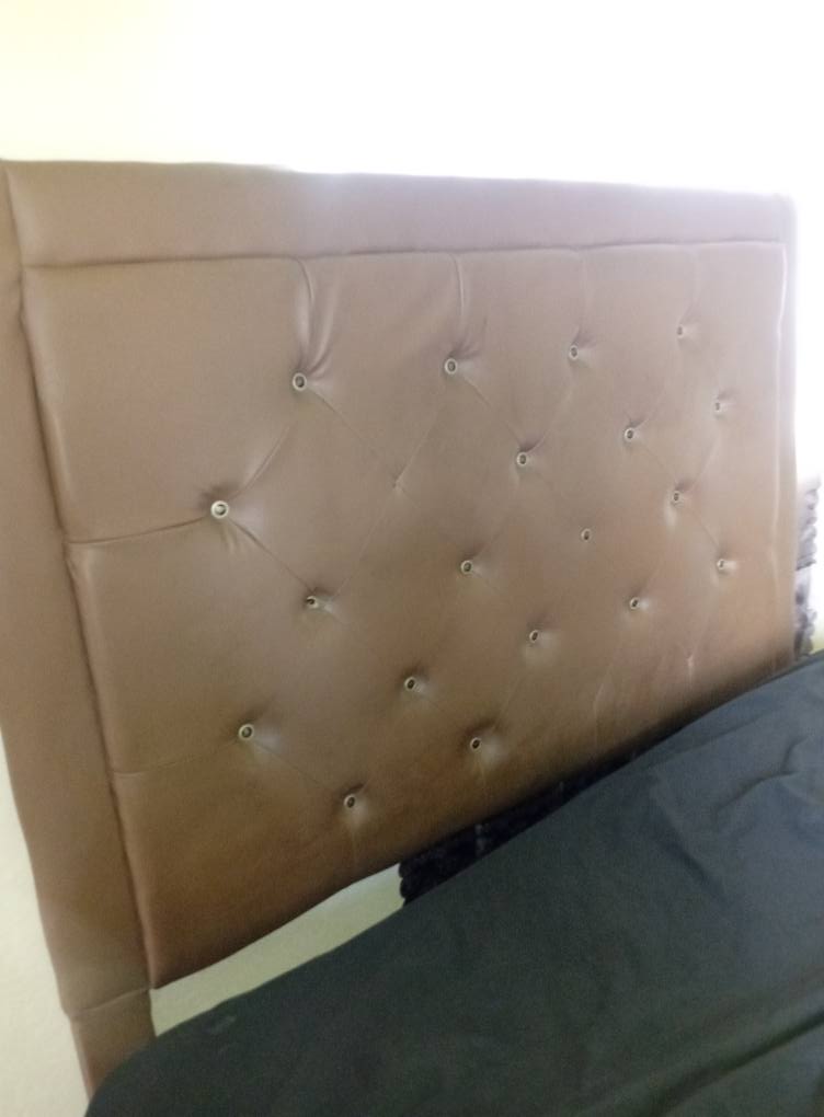 queen size bed