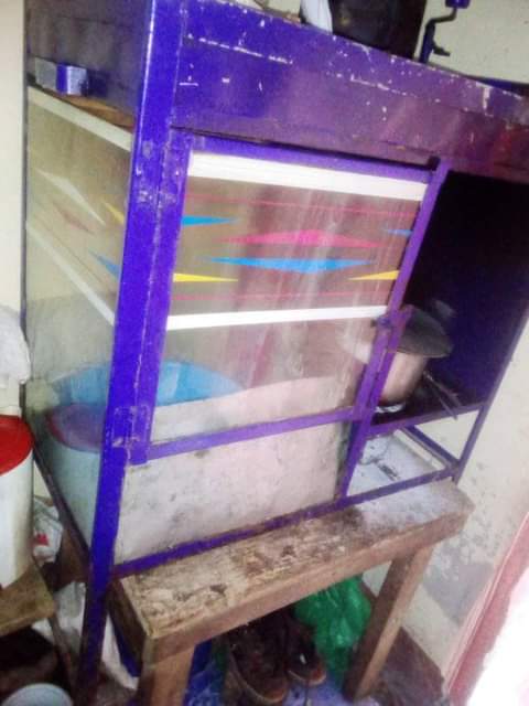 A picture of Charcoal popcorn machine