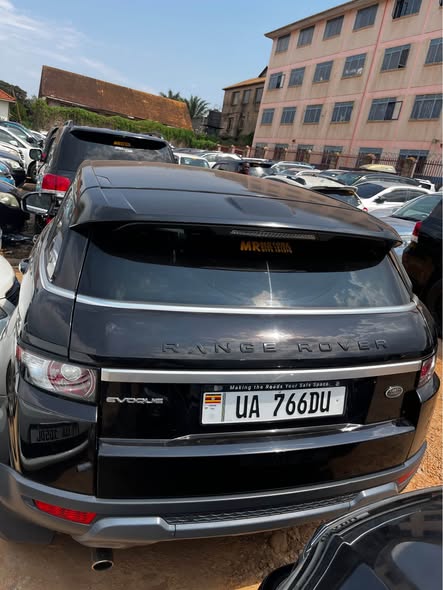 A picture of RANGE ROVER EVOQUE