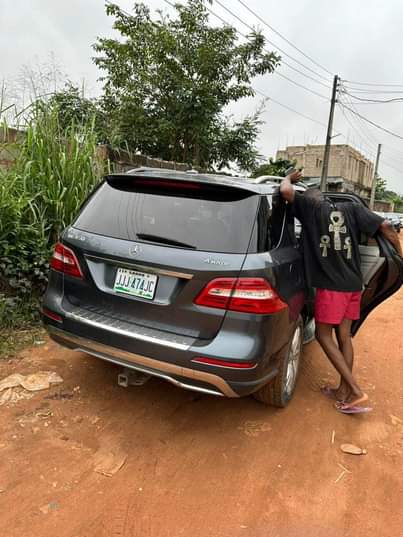 A picture of Mercedes Benz ml350 Everything is working Owerri imo state Nonny