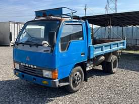 A picture of 1993 MITSUBISHI CANTER