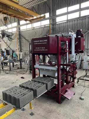 A picture of Concrete Block Making Machine 3 000 Bricks Per 8 Hours