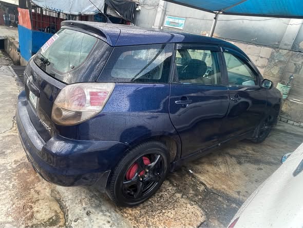 A picture of Toyota matrix