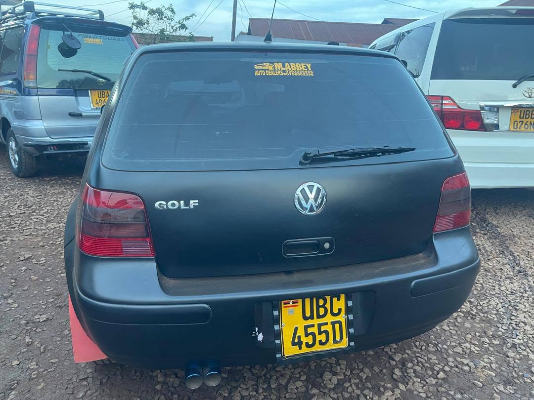 A picture of Volkswagen Golf