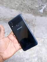 A picture of Samsung a10s