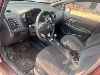 A picture of Kia Rio 2013