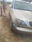 A picture of Lexus RX300