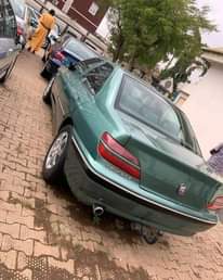 A picture of 2004 Peugeot 406 406
