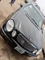 A picture of Mercedes Benz E500