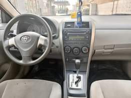 A picture of URGENT SALE Clean Reg 010 Toyota Corolla fabrics seats Engine