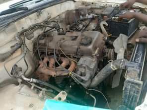 A picture of Toyota Hilux PETROL ENGINE Manual with Auxiliary gear Buy and
