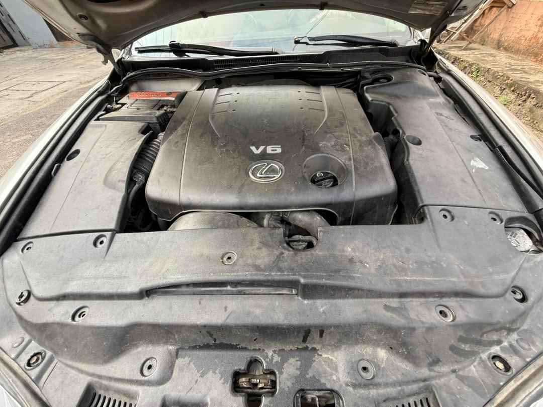 A picture of Lexus IS250