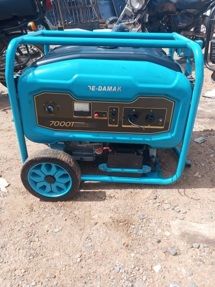 A picture of Usesd generator