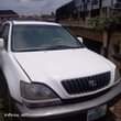 A picture of 2004 LEXUS RX300 Suv