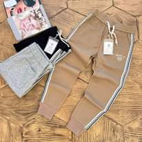 A picture of Trousers