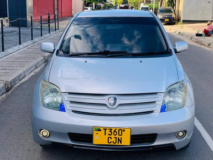 used toyota ist