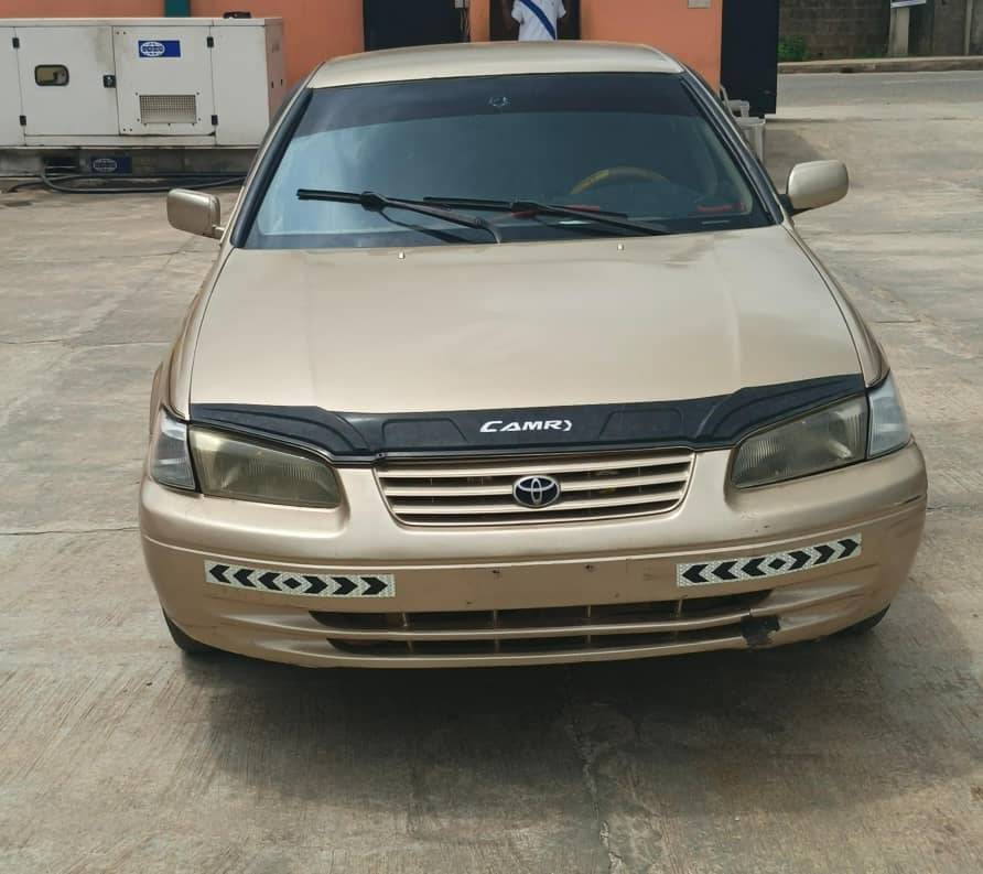 A picture of dealer alert 2.3 last settlement 120 2000 TOYOTA CAMRY PENCIL