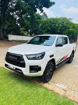 used toyota hilux
