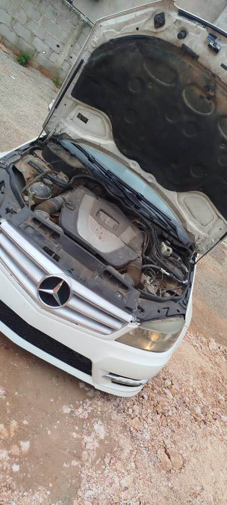 A picture of Benz c300 location Maryland good condition Call 07065814815 dealers makert