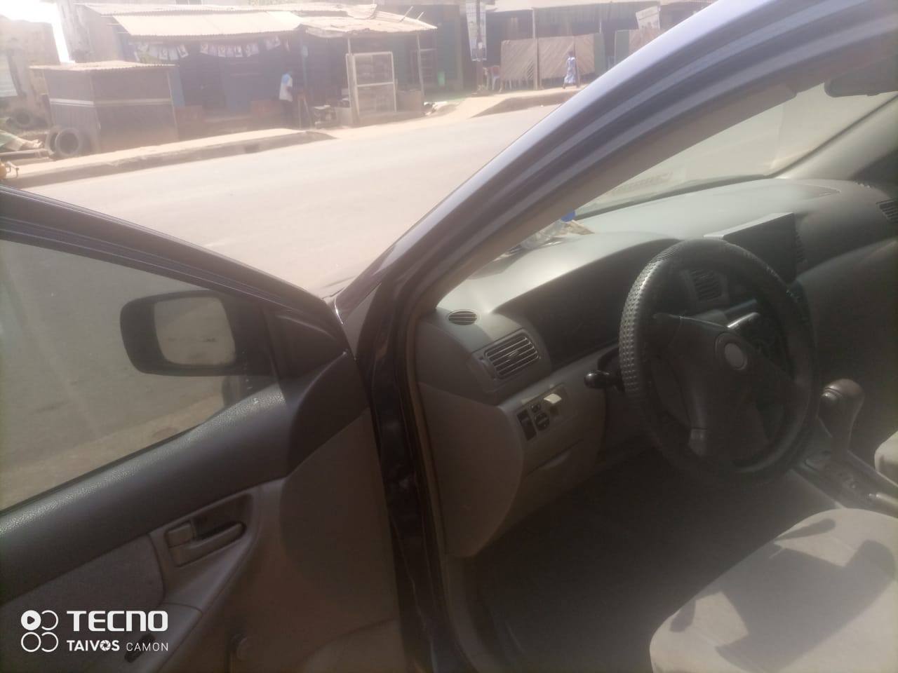 A picture of Toyota Corolla 2004