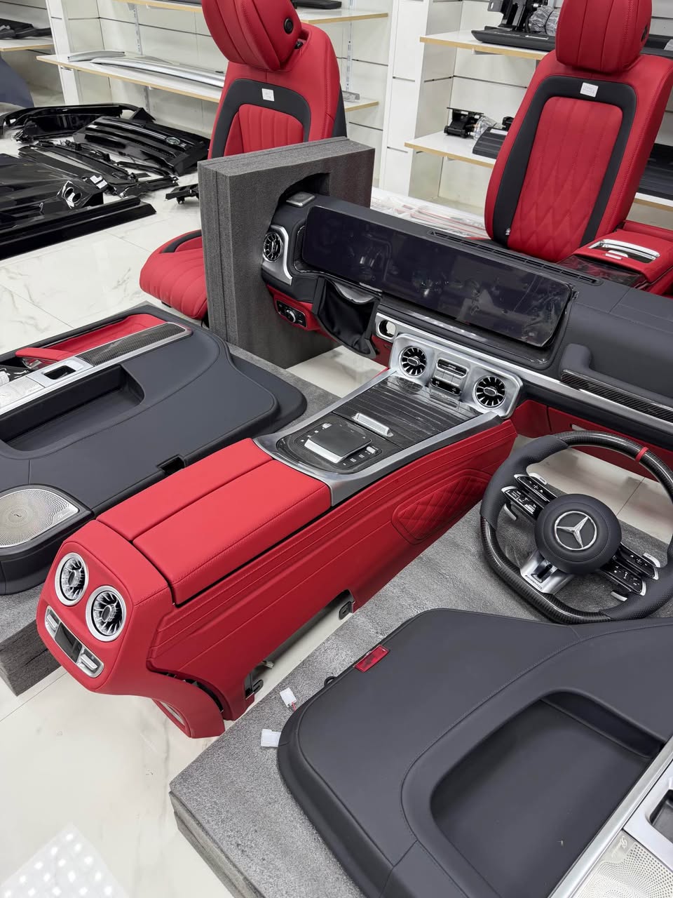 A picture of g63 2013 to upgrade 2025 fully kit model Lets do