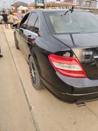 A picture of Lucky Dealer Needed Today 2010 MODEL MERCEDES BENZ C300 Engine