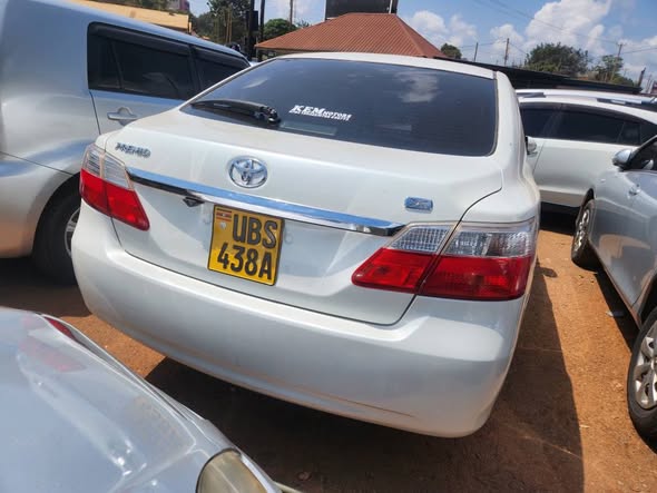 toyota premio