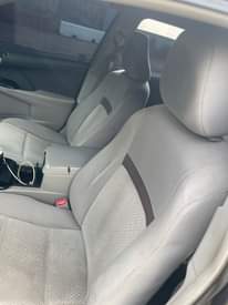 A picture of Belgium Escape Extremely sharp Belgium standard Camry 2013 on belt