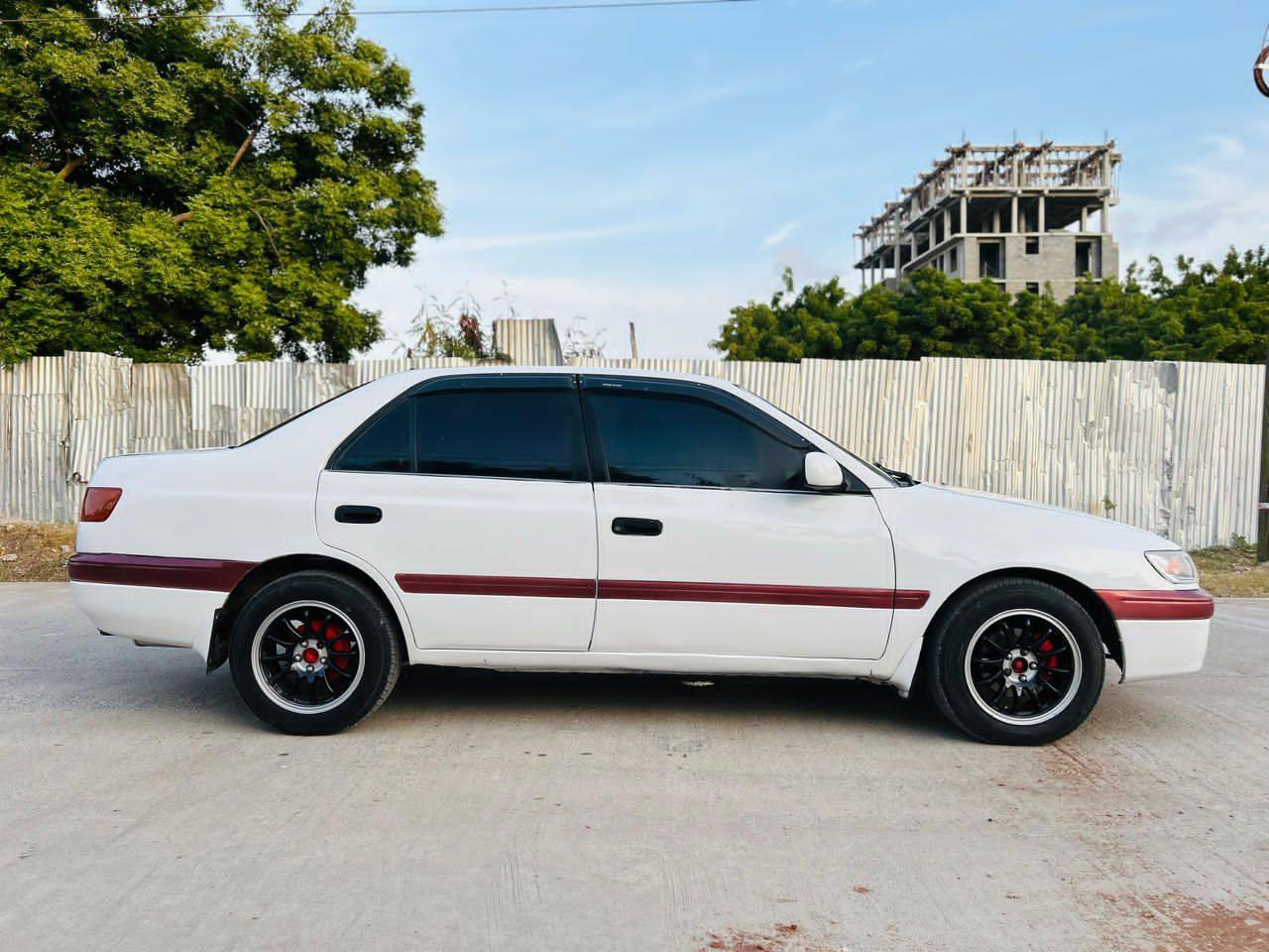 A picture of Toyota premio old