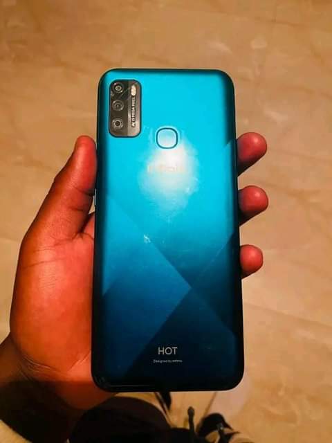 A picture of Infinix hot9 play