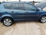 A picture of Pontiac vibe 2007 model for sale used by a woman
