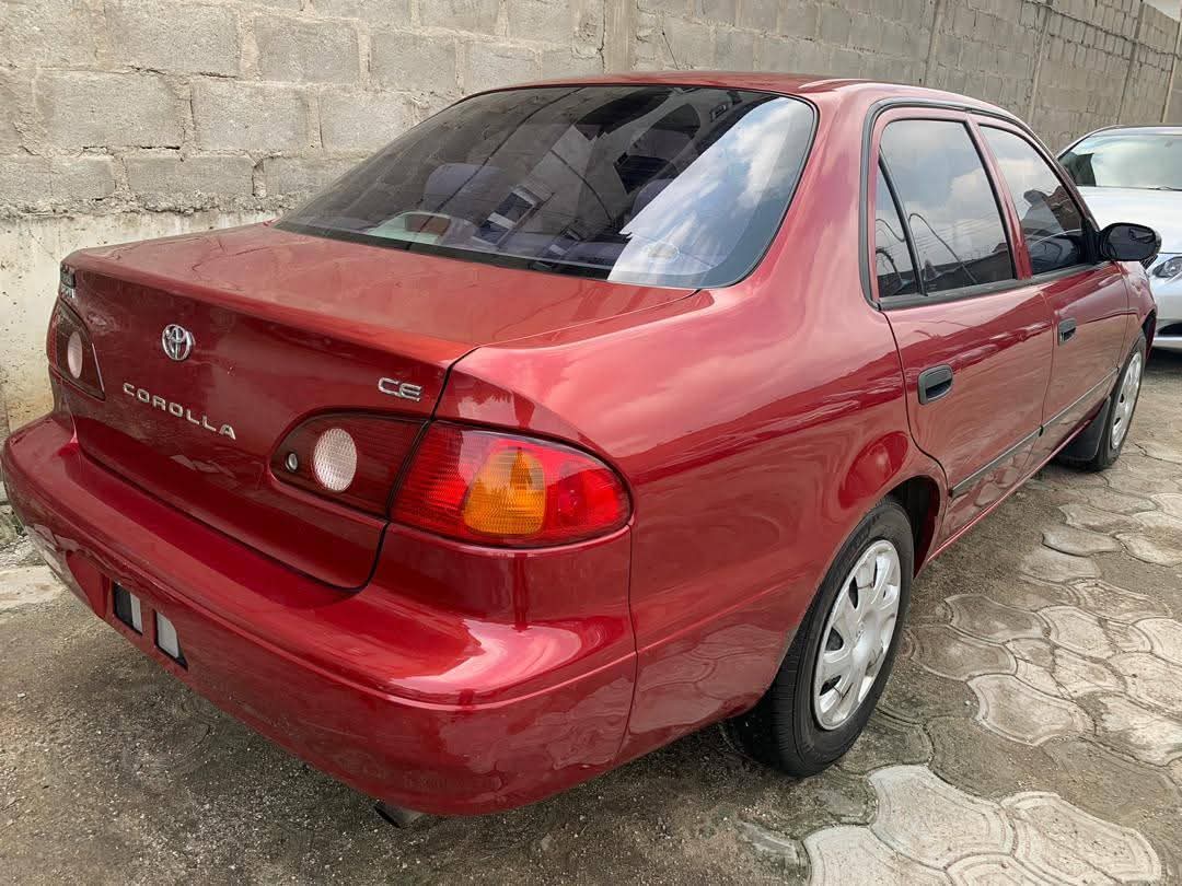 A picture of 2002 Toyota corolla