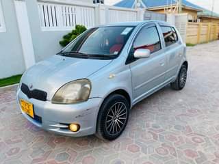 A picture of TOYOTA VITZ RS 0714058883