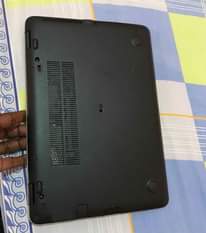 A picture of Hp elitebook 840 g3 HDD TYPE SSD 256 8GBRAM