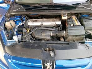 A picture of Peugeot 307 Automatic Transmission 4 sale Clean body and interior