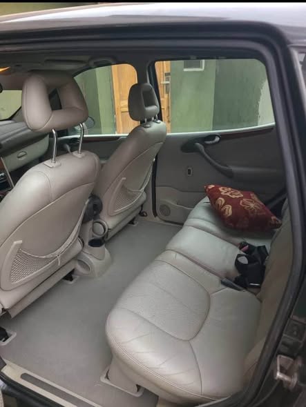 A picture of Mercedes Benz A190