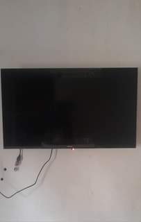 A picture of Hisense nchi32 smart bei poa 300000