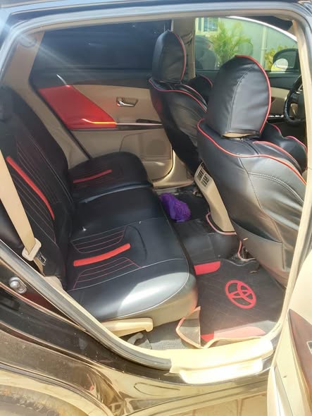 A picture of Toyota venza