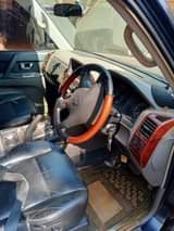 A picture of 2006 Mitsubish Pajero Exceed