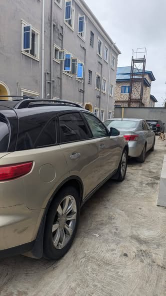 A picture of Infiniti fx35 V6 Direct owner Ikorodu