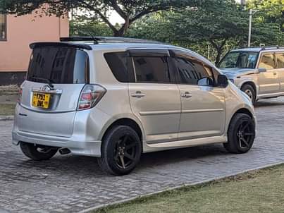 A picture of TOYOTA RACTIS magomen ipo
