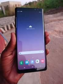 A picture of Samsung Galaxy note8 imenyooka gb64 ram6 net4g 0698899837