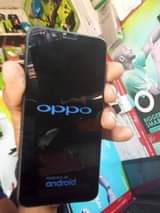 A picture of OPPO A 83