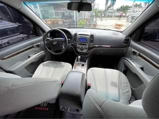 A picture of Hyundai santafe