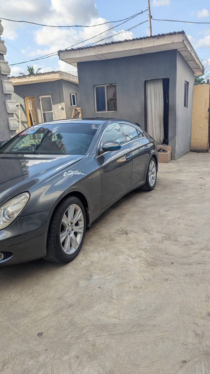 A picture of Mercedes benz cls 550 2008 ikorodu first body